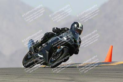 media/Mar-28-2022-Superbike Trackdays (Mon) [[b8603d0f67]]/Open Track Time/Turn 9/